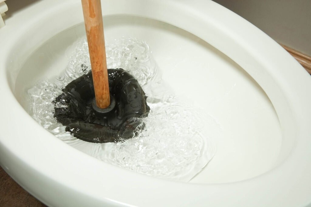 How to Unclog a Toilet